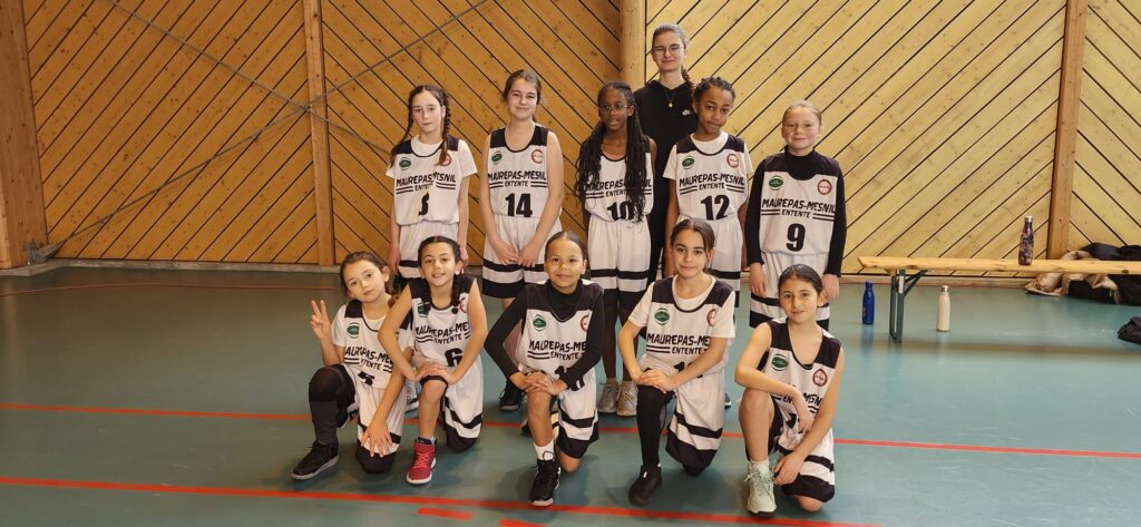 Victoire des U11F-2